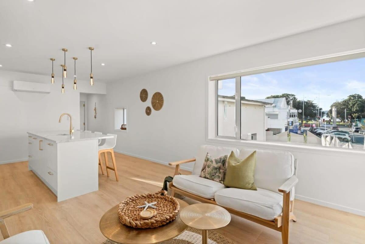 Luxury Apart, Seaviews & Balcony, Full Kitchen & Heat Pump Leilighet Auckland Eksteriør bilde